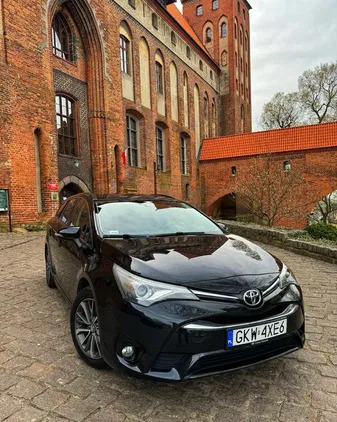 toyota avensis łódzkie Toyota Avensis cena 49999 przebieg: 165000, rok produkcji 2016 z Gdańsk